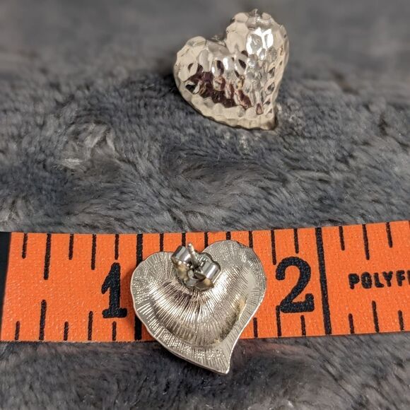 Vintage Hammered Silvertone Heart Shaped Pierced Earrings - Picture 5 of 5